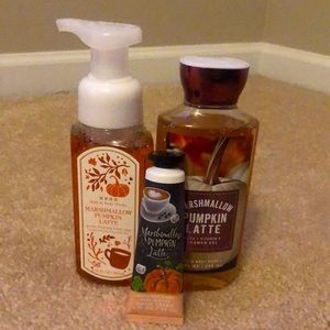 ⭐️BATH&BODY WORKS MARSHMALLOW PUMPKIN LATTE TRIO⭐️